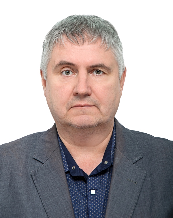 Сунтеев Олег Анатольевич.